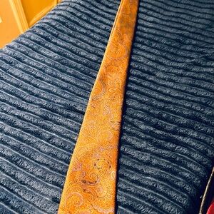 Elegant Orange Paisley Tie